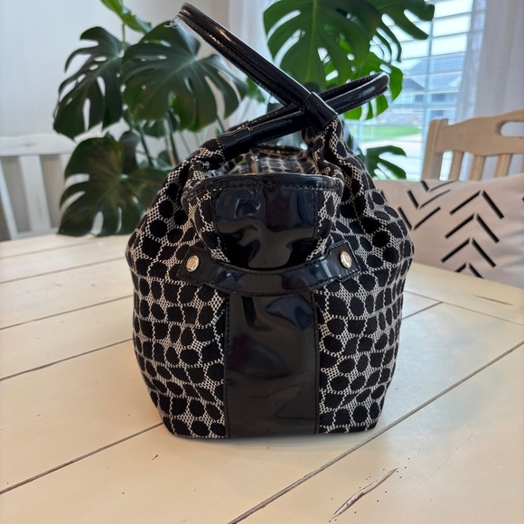 Kate Spade New York Stevie Satchel Black Cream Stripe Designer Handbag - Picture 4 of 12